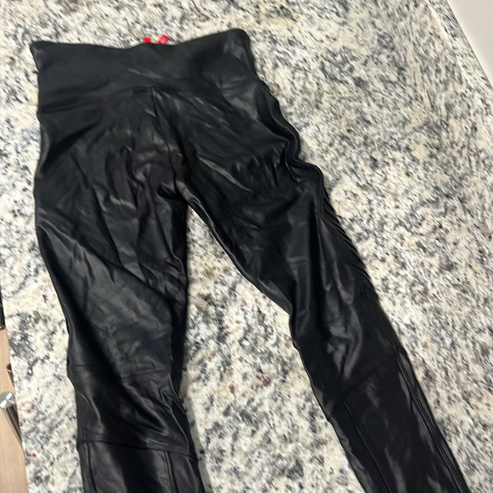 Spanx Faux Leather Mayo Leggings Sz M *EUC* - Picture 6 of 11